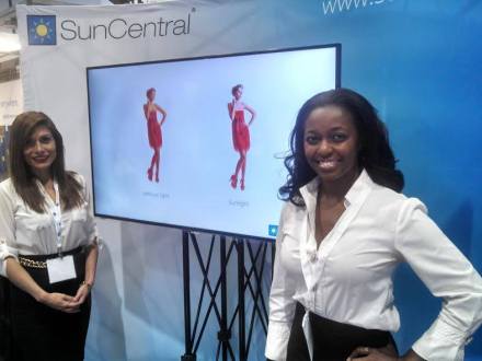 Trade show models in Chicago